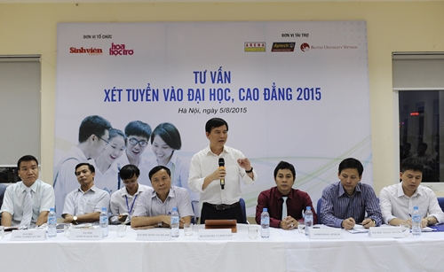 aprotrain-aptech-ket-hop-bao-sinh-vien-viet-nam-tu-van-tro-thanh-lap-trinh-vien-1