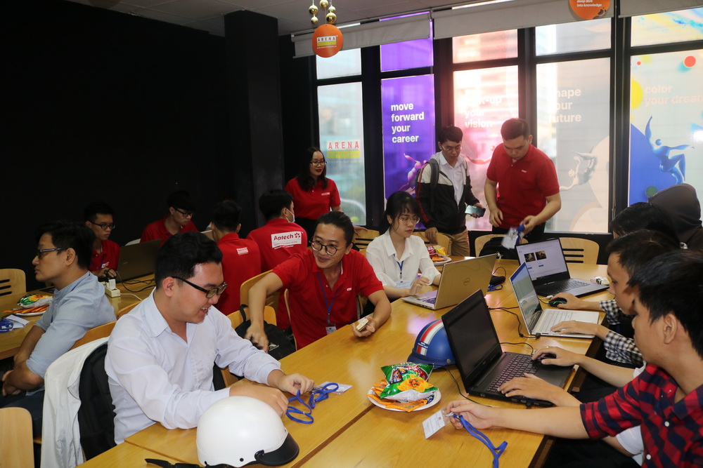 bao-ve-do-an-tai-aptech-co-cang-thang-nhu-tuong-tuong-1