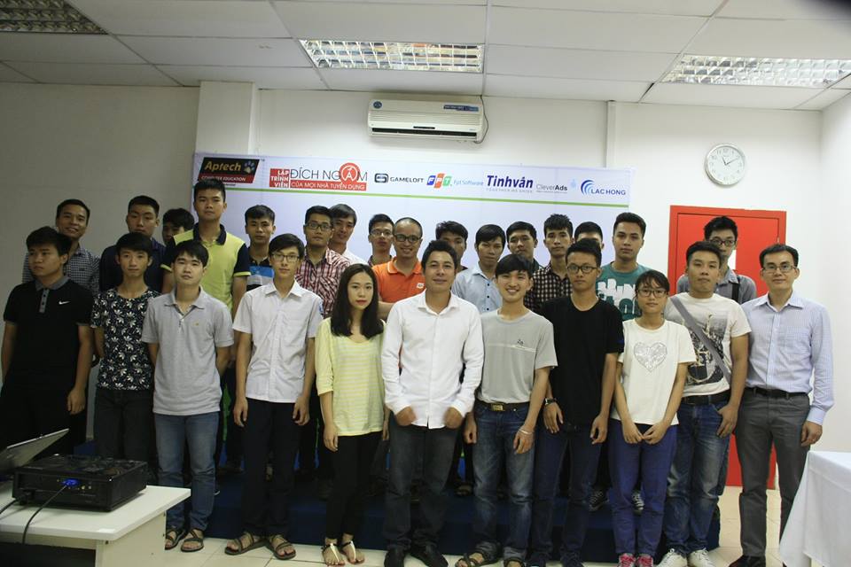 aprotrain-aptech-to-chuc-khai-giang-khoa-lap-trinh-vien-quoc-te-va-toa-dam-ve-nganh-lap-trinh-1