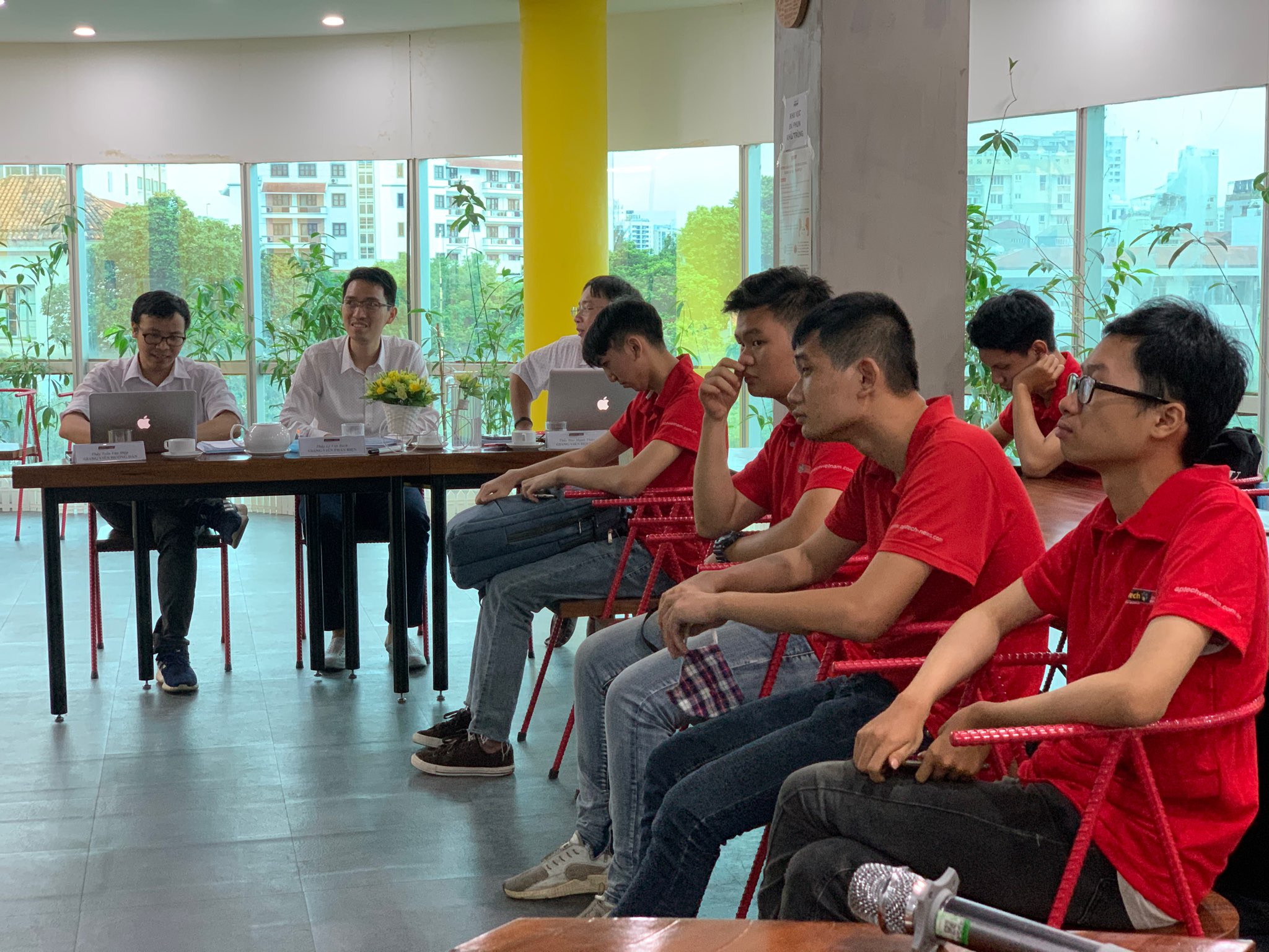 aptechites-xu-gon-java-chi-trong-1-ky-hoc-1