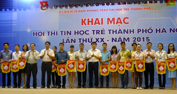 aprotrain-aptech-lam-giam-khao-hoi-thi-tin-hoc-tre-thanh-pho-ha-noi-lan-thu-xx-1