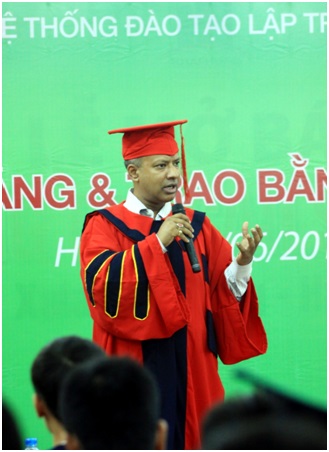 Aptech_trao_bang_1