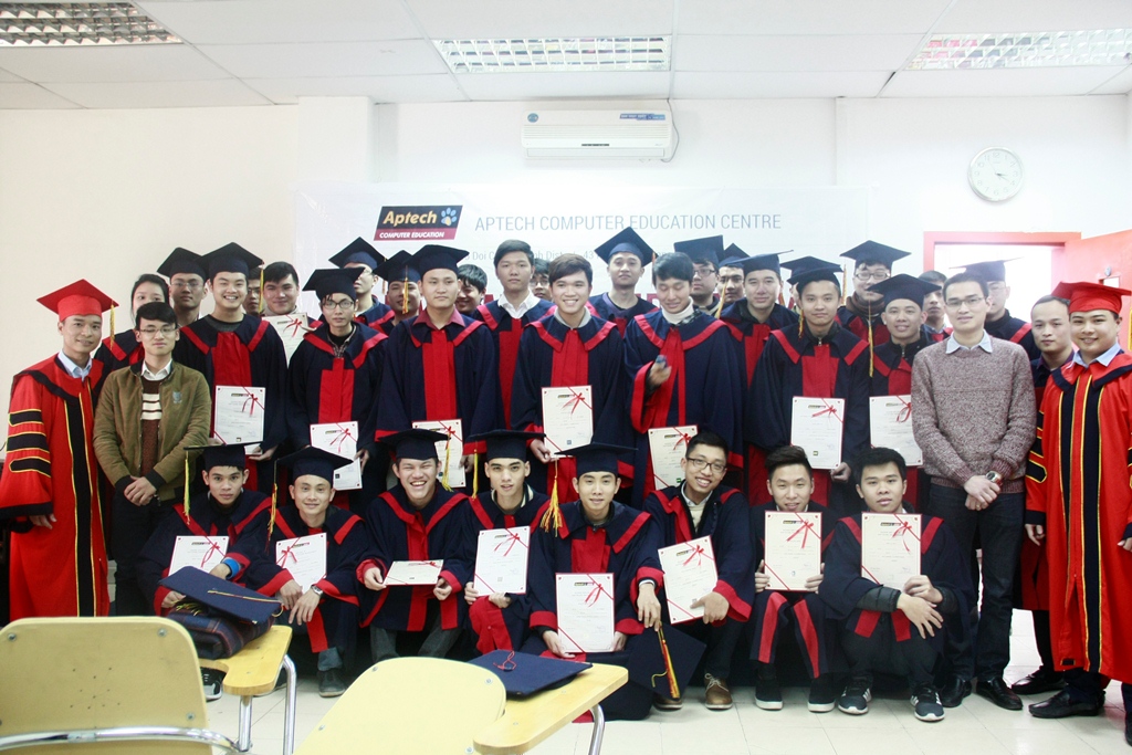 hoc-vien-aptech-co-viec-truoc-tot-nghiep-4