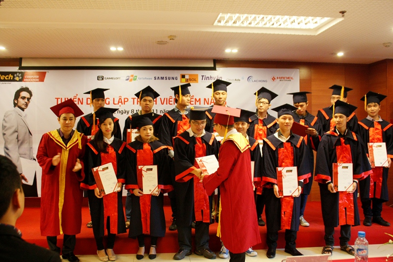 aprotrain-aptech-thong-bao-lich-mo-lop-thang-12-1