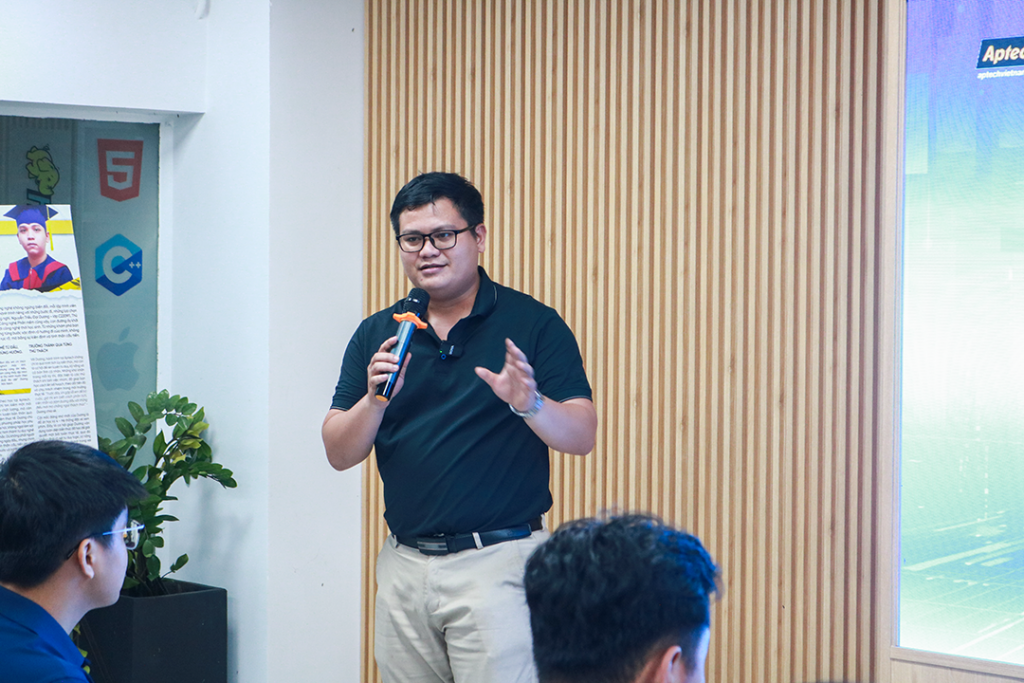 Talkshow Bản đồ nghề nghiệp IT Khi AI không còn là mối đe dọa mà trở thành trợ thủ đắc lực-H5