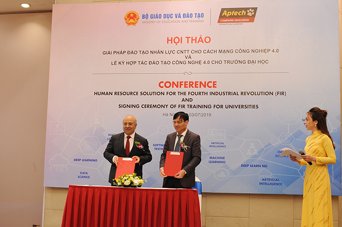 aptech-ky-ket-hop-tac-dao-tao-cong-nghe-4-0-cho-cac-truong-dai-hoc-1