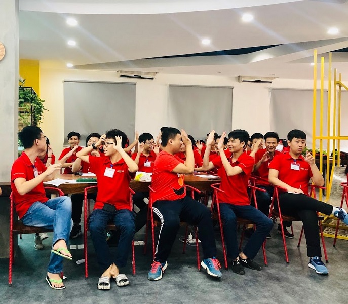 Học viên của Aptech đang học trong môi trường sáng tạo