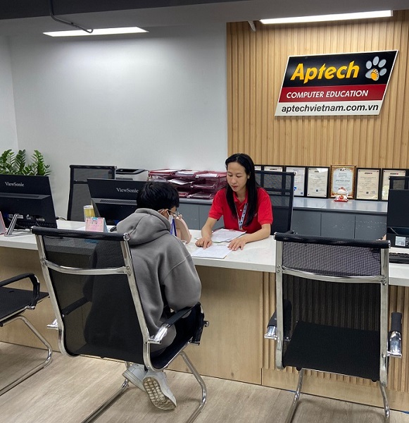 Aptech lập trình sự nghiệp thăng tiến tương lai