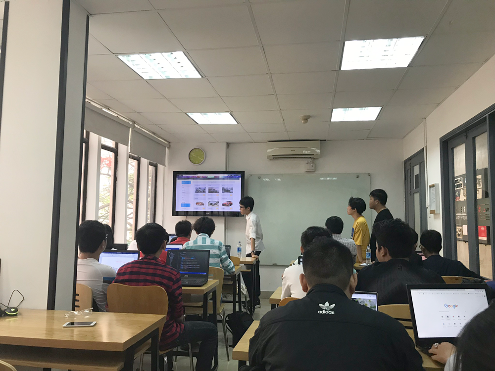 chiem-nguong-thanh-tich-cua-2k-ers-sau-1-hoc-ky-tai-aptech-1