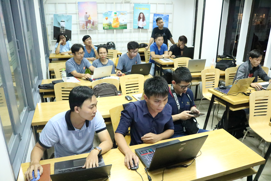 do-an-hoc-ki-4-chang-duong-cuoi-cung-de-tro-thanh-lap-trinh-vien-1