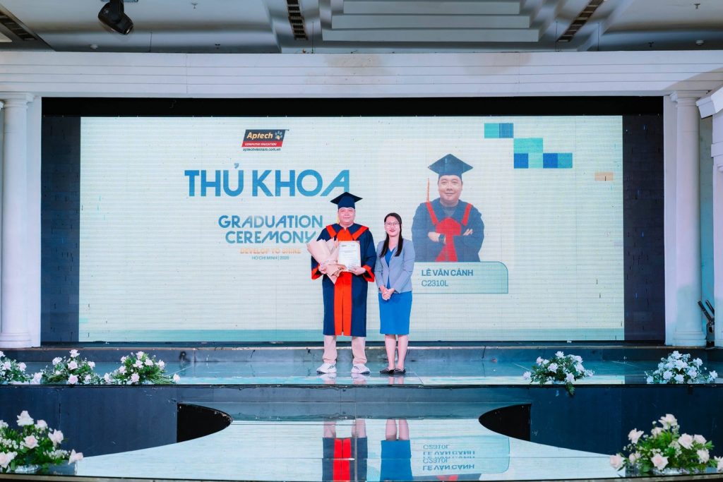 le tot nghiep thu khoa