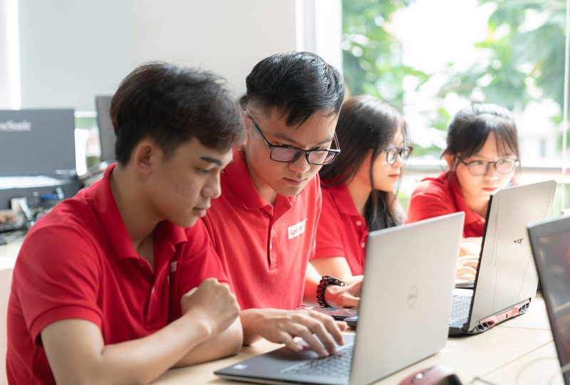 Học Thuật Toán Ở Đâu?